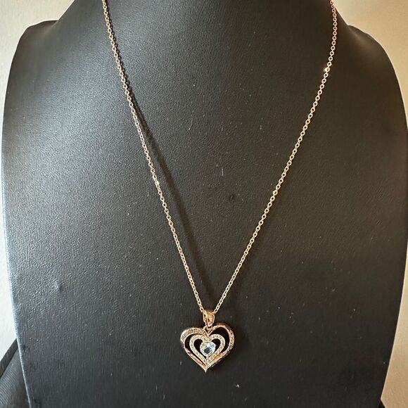 NIB Redbee 18kt GP, Rose gold over s925, "Aquamarine" CZ in heart necklace! - Picture 9 of 14